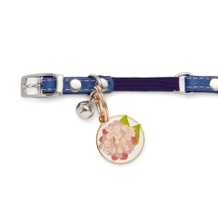 Heartfelt Hydrangea Enamel Pet Charm^Erstwilder Best