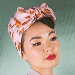 La Croissant Large Neck Scarf - Pink^Erstwilder Online