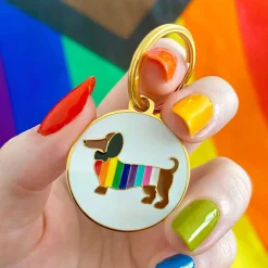 Spiffy The Supportive Dog Enamel Charm^Erstwilder Best