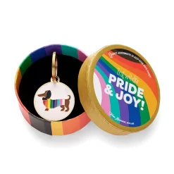 Spiffy The Supportive Dog Enamel Charm^Erstwilder Best