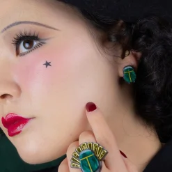 The Heart Of Egypt Scarab Stud Earrings^Erstwilder Outlet